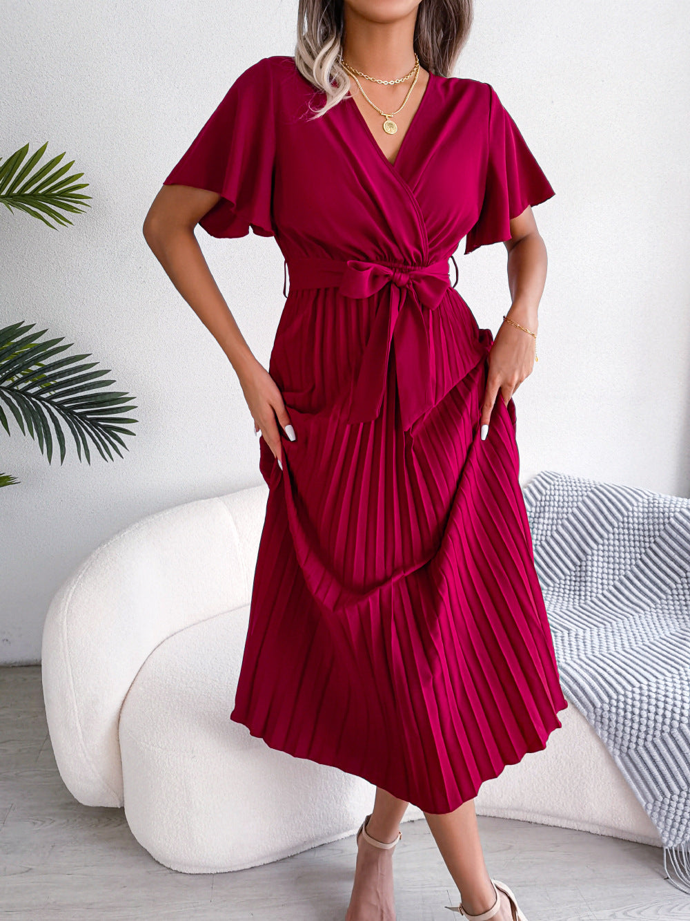 Classic Vintage & Enduringly Stylish Dress