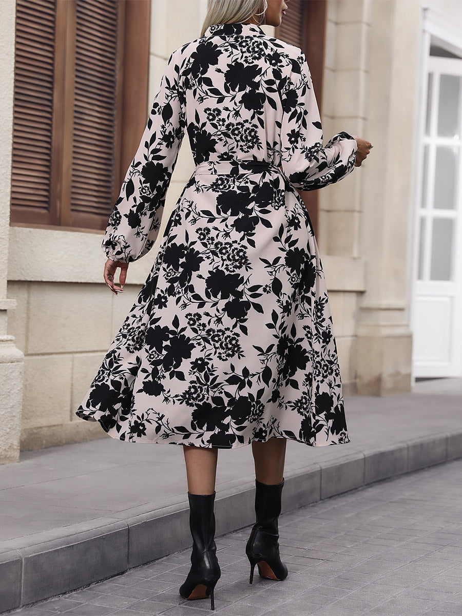 Well Tailored Dress with a Graceful Silhouette