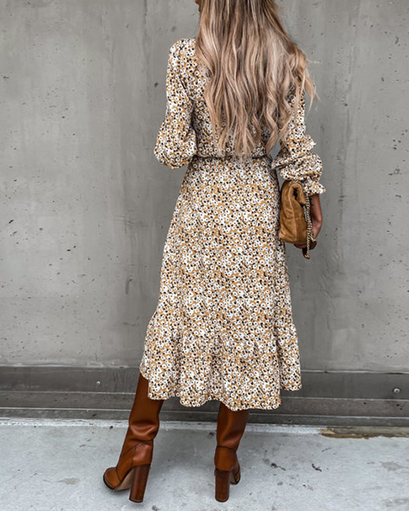A Vintage Style Dress with Delicate Timeless Details
