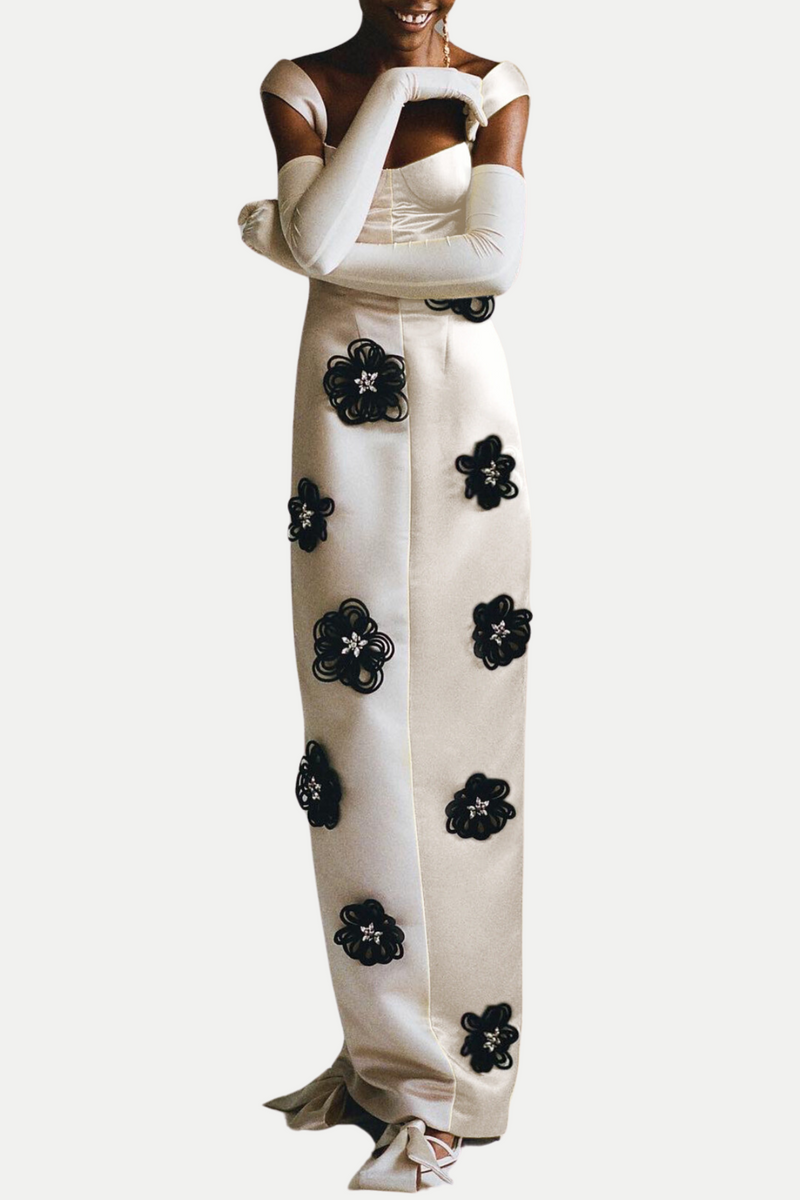Well Tailored Dress with a Graceful Silhouette