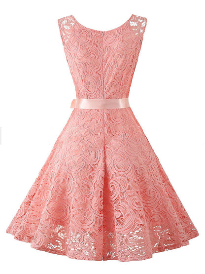 Classic Vintage Dress with a Flattering Fit