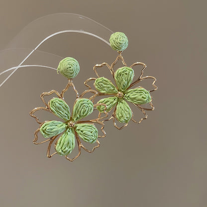 Beautiful Silver Earring with Unique Style