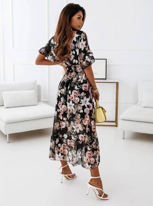 Classic Vintage & Enduringly Stylish Dress