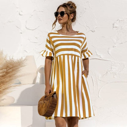 Effortlessly Elegant Dress with a Timeless Design