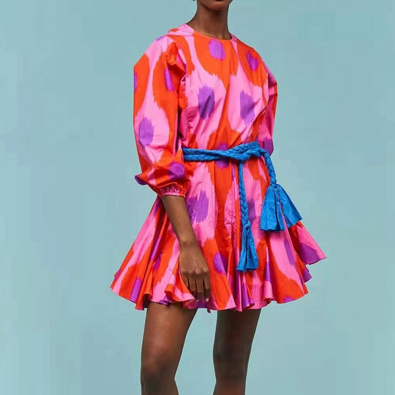 Classic Vintage Dress with a Flattering Fit