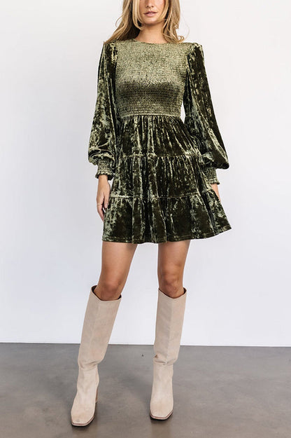 Classic Vintage & Enduringly Stylish Dress