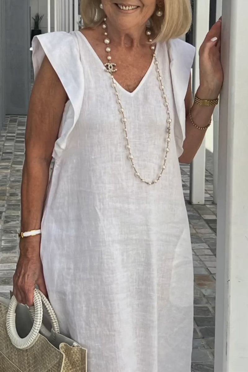 Beautifully Finished Dress in a Timeless Design