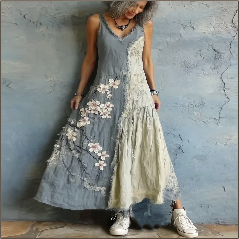 Classic Vintage Dress with a Flattering Fit
