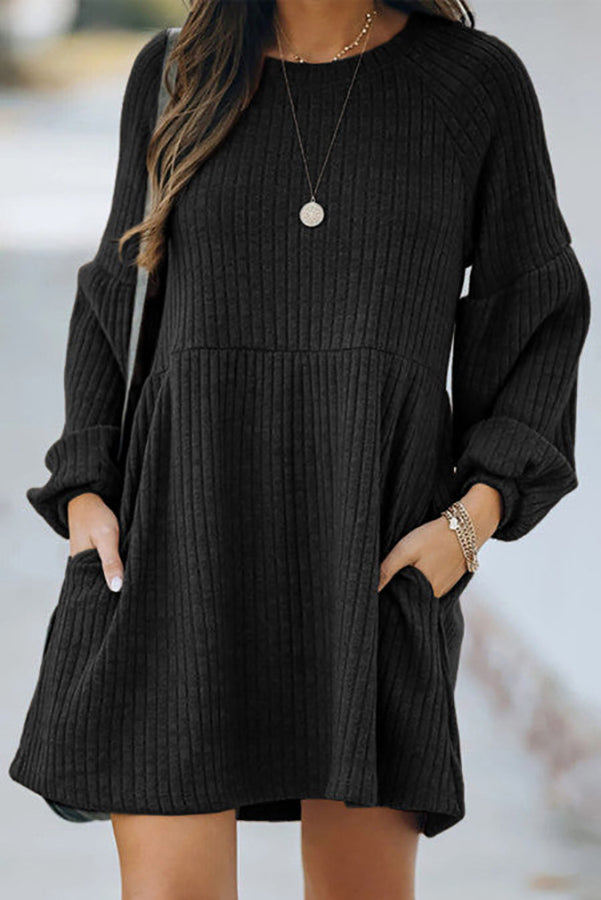 Sophisticated Dress with a Clean Classic Look
