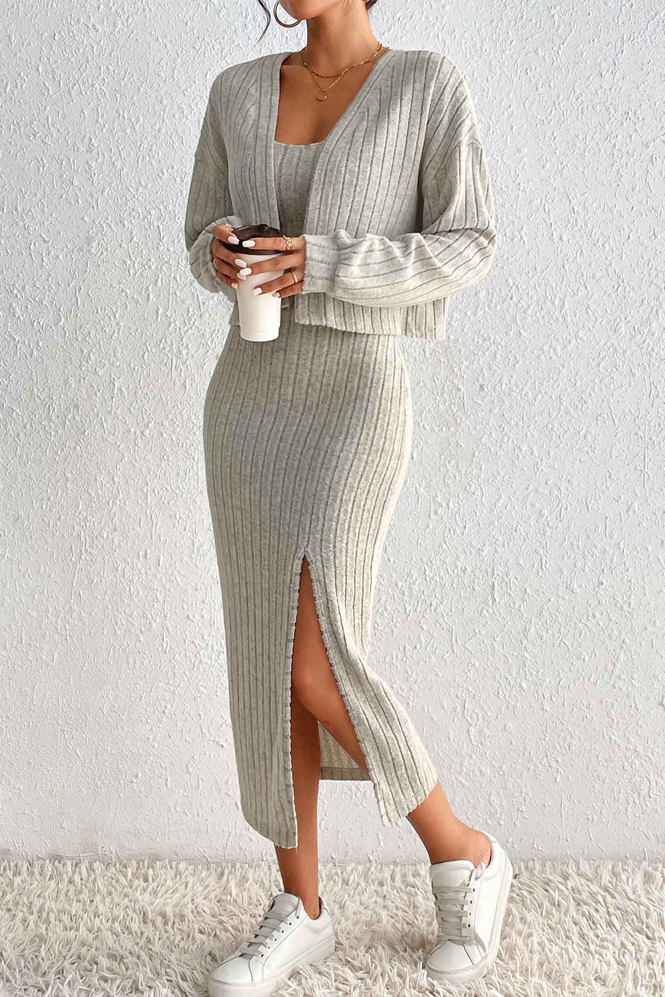 Gracefully Styled Cardigan for Any Occasion