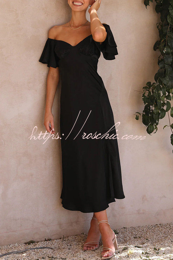 Sophisticated Dress with a Clean Classic Look
