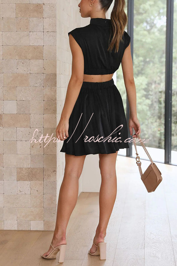 Classic Vintage & Enduringly Stylish Dress