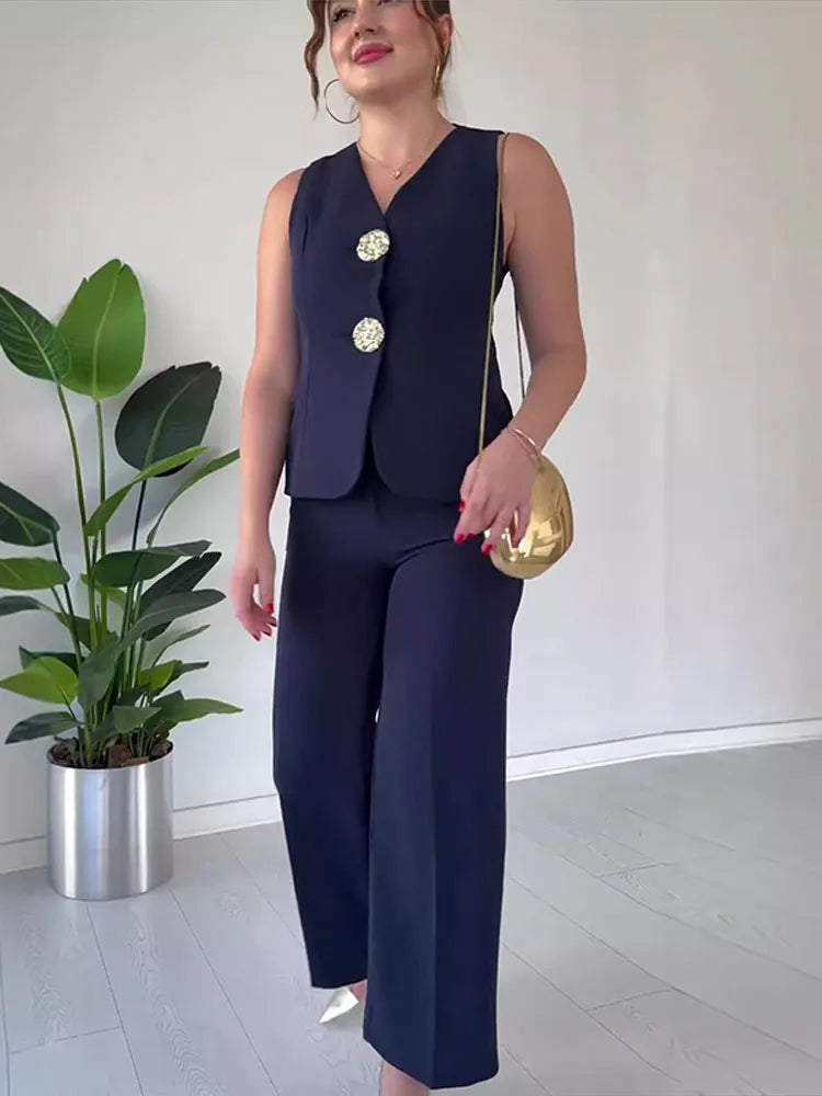 Gracefully Styled Pants for Any Occasion
