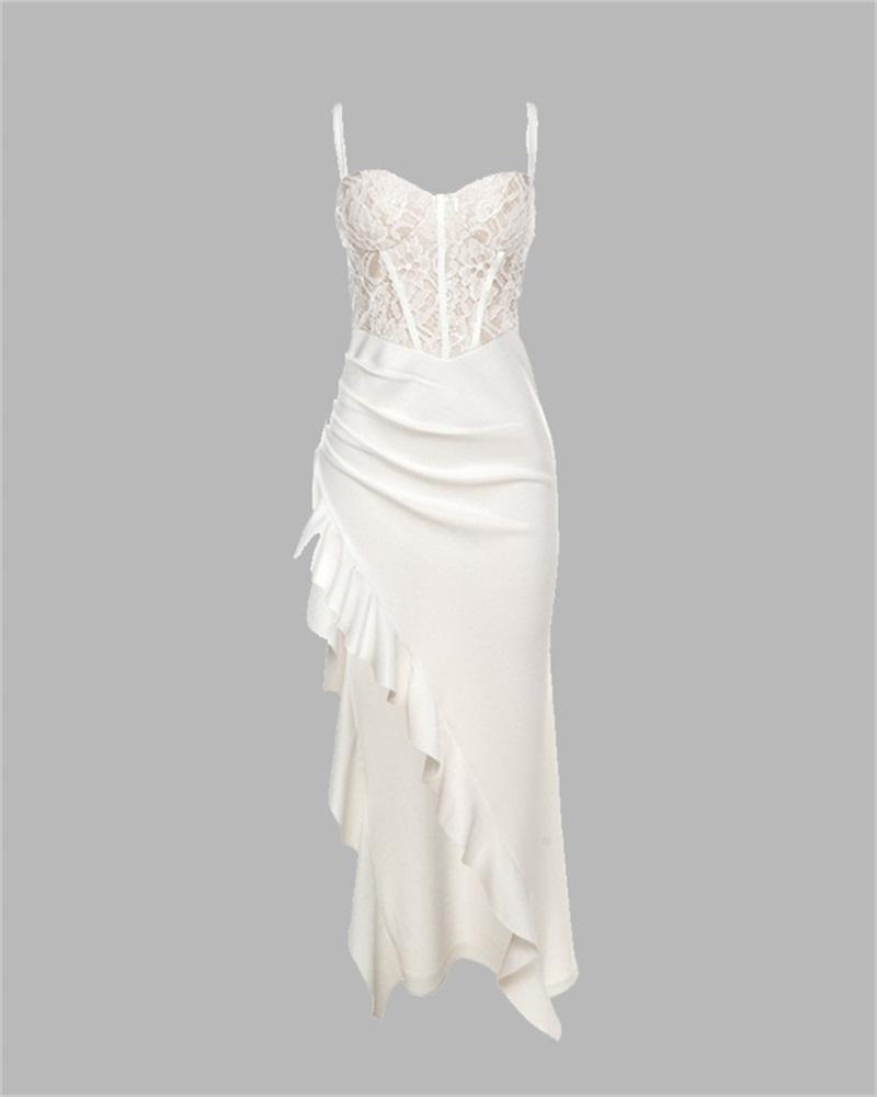 Beautifully Crafted Dress in a Classic Style