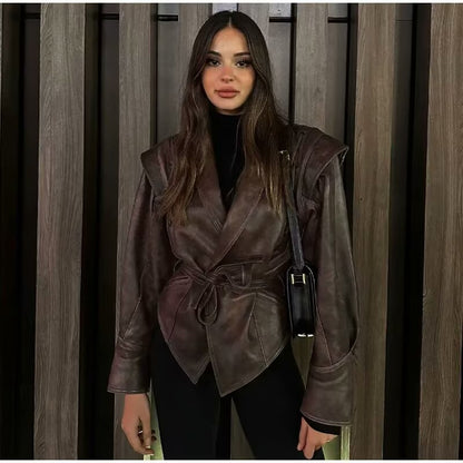 Effortlessly Elegant Coat with a Timeless Design