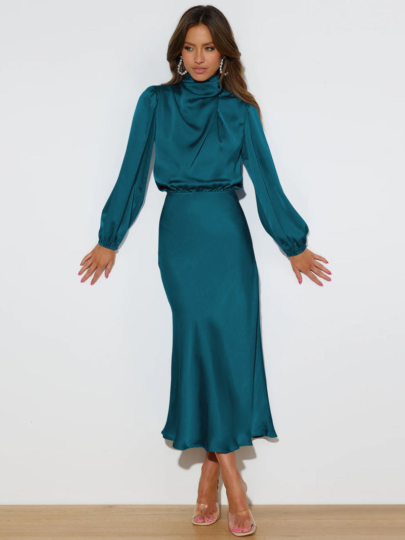 Well Tailored Dress with a Graceful Silhouette