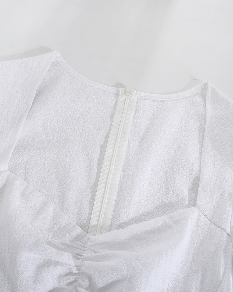 Beautifully Finished Dress in a Timeless Design