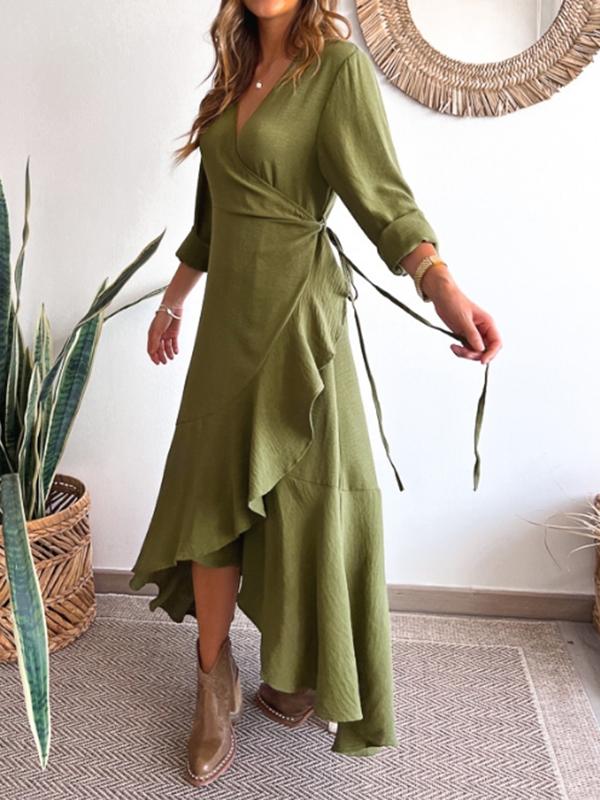Effortlessly Elegant Dress with a Timeless Design