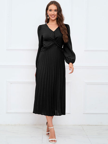 Well Tailored Dress with a Graceful Silhouette