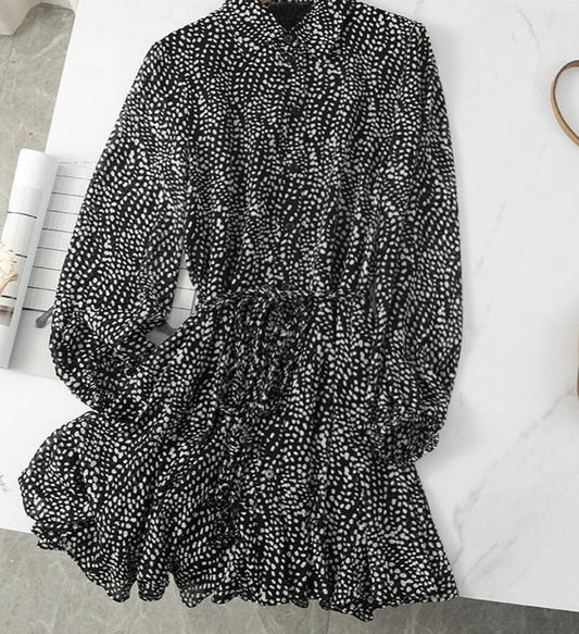 Classic Vintage & Enduringly Stylish Dress