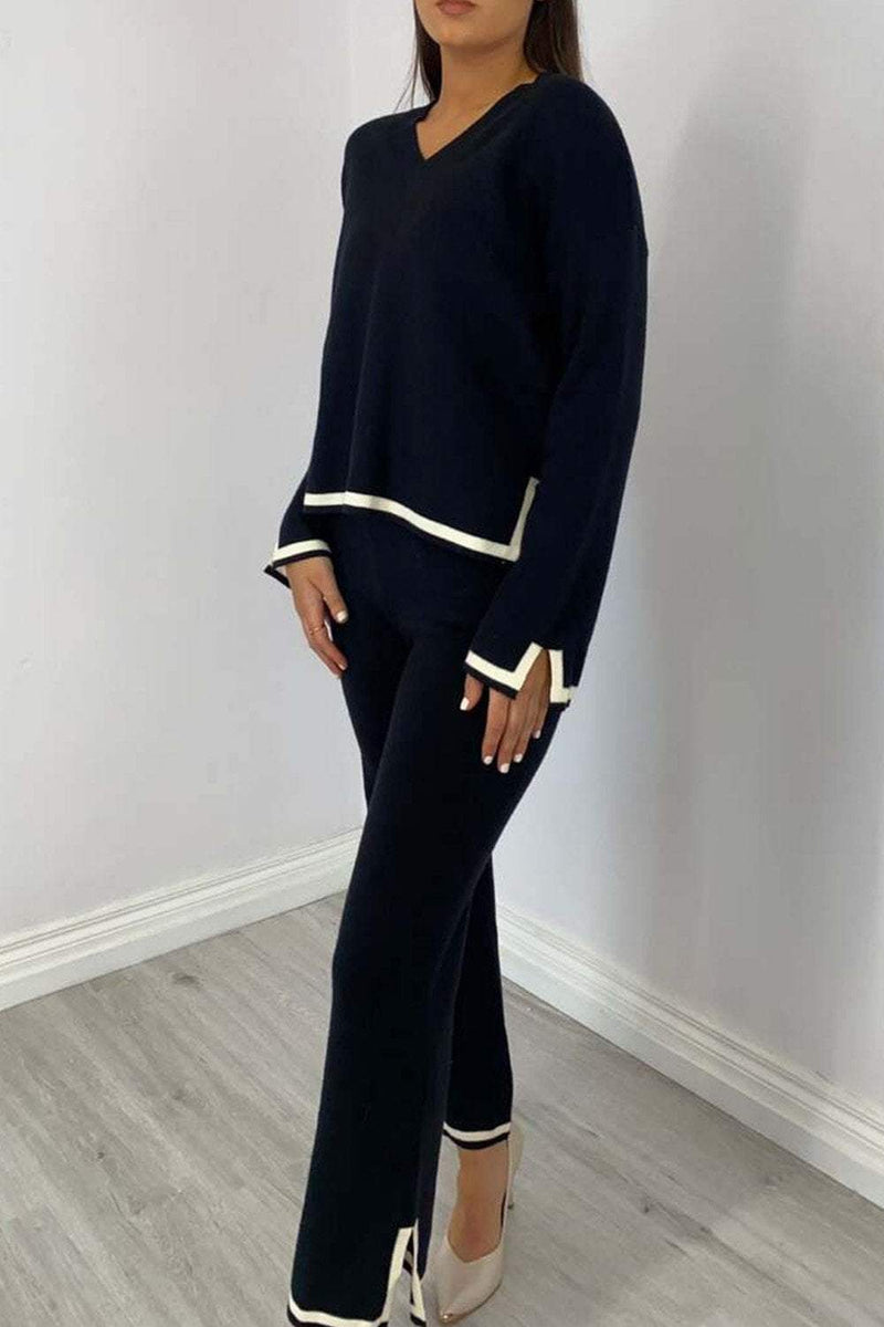Classic Vintage Sweater with a Flattering Fit