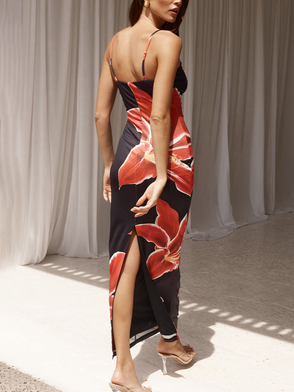 Classic Vintage & Enduringly Stylish Dress
