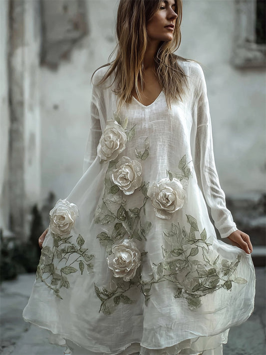 Beautifully Finished Dress in a Timeless Design