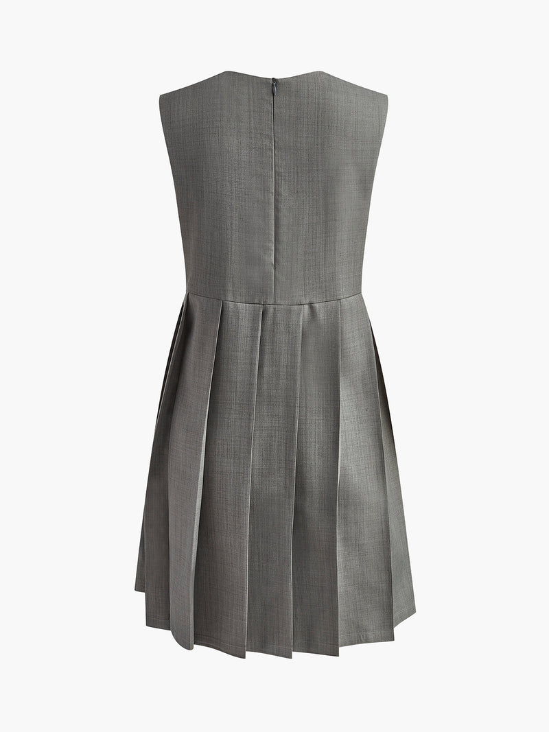 Sophisticated Dress with a Clean Classic Look