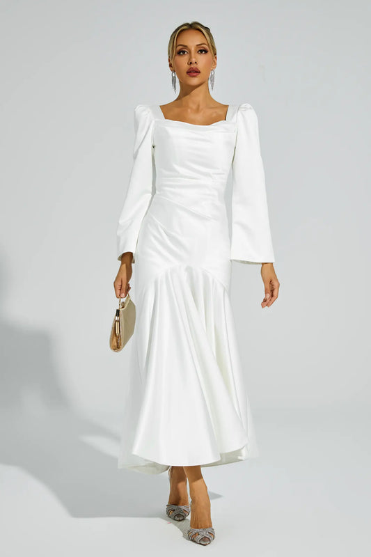 Sophisticated Dress with a Clean Classic Look
