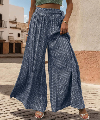 Sophisticated Garment with a Clean Classic Look
