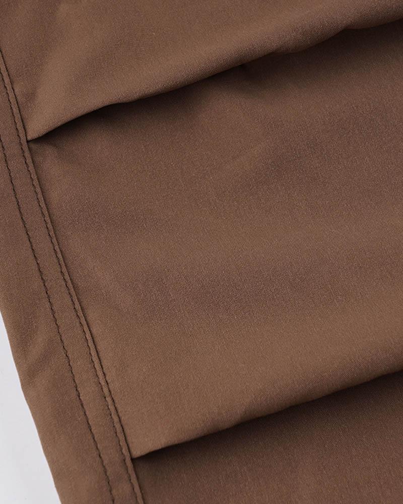 Classic Vintage Pants with a Flattering Fit
