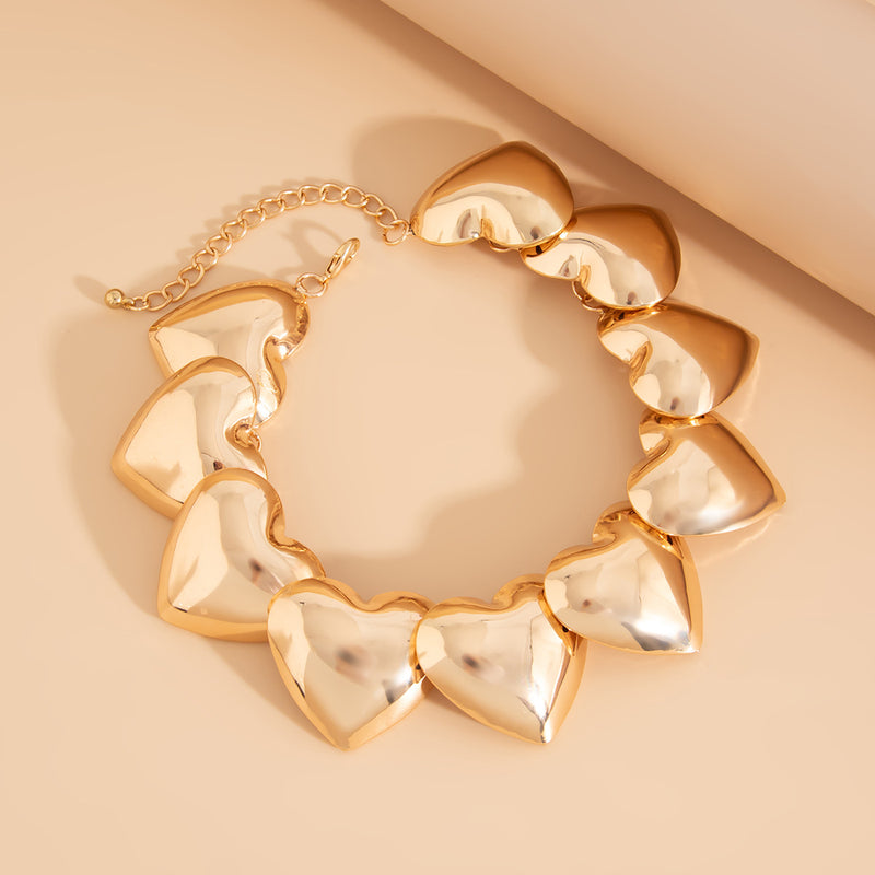 Stunning Necklace for Daily Wear