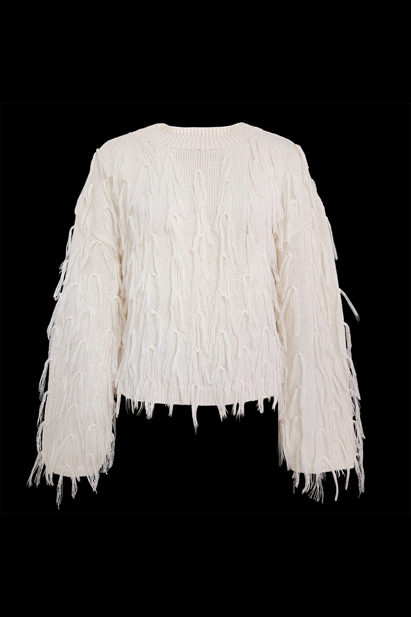 Well Tailored Sweater with a Graceful Silhouette