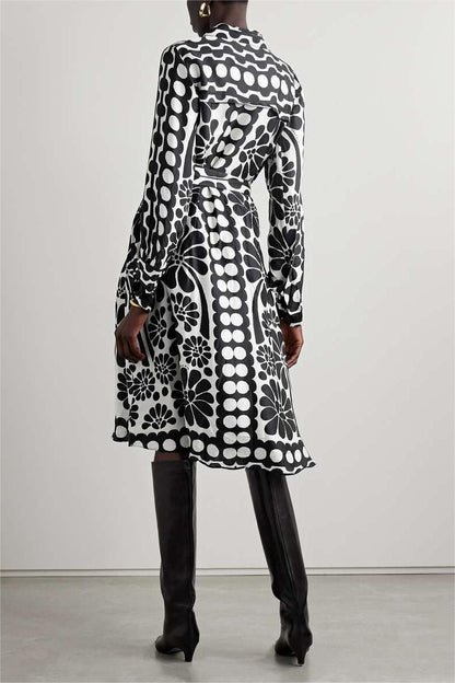Classic Vintage & Enduringly Stylish Dress