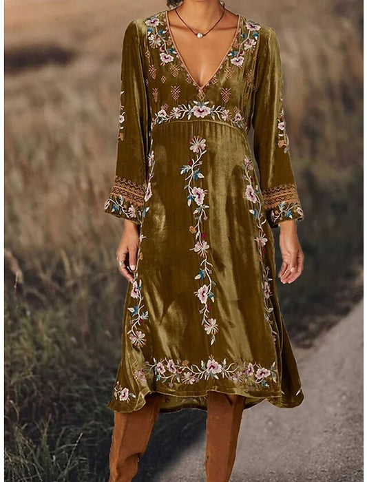 Sophisticated Dress with a Clean Classic Look