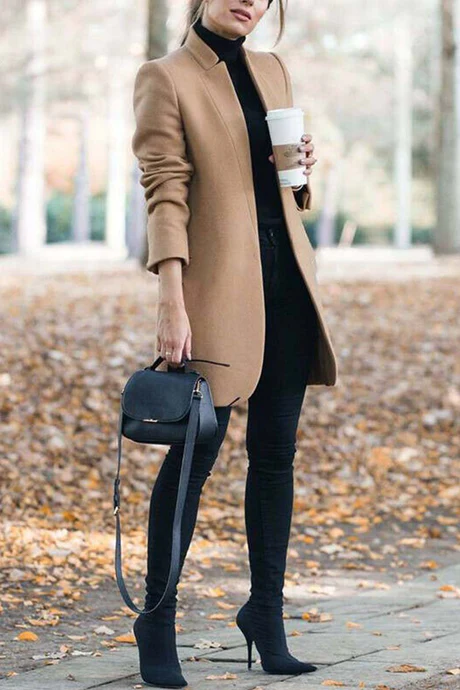Elegantly Styled Coat for Everyday Wear