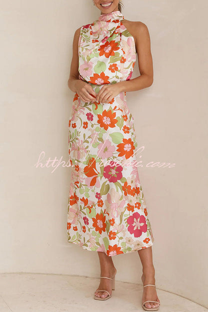 Classic Vintage & Enduringly Stylish Dress