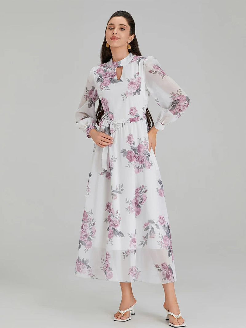 Beautifully Finished Dress in a Timeless Design