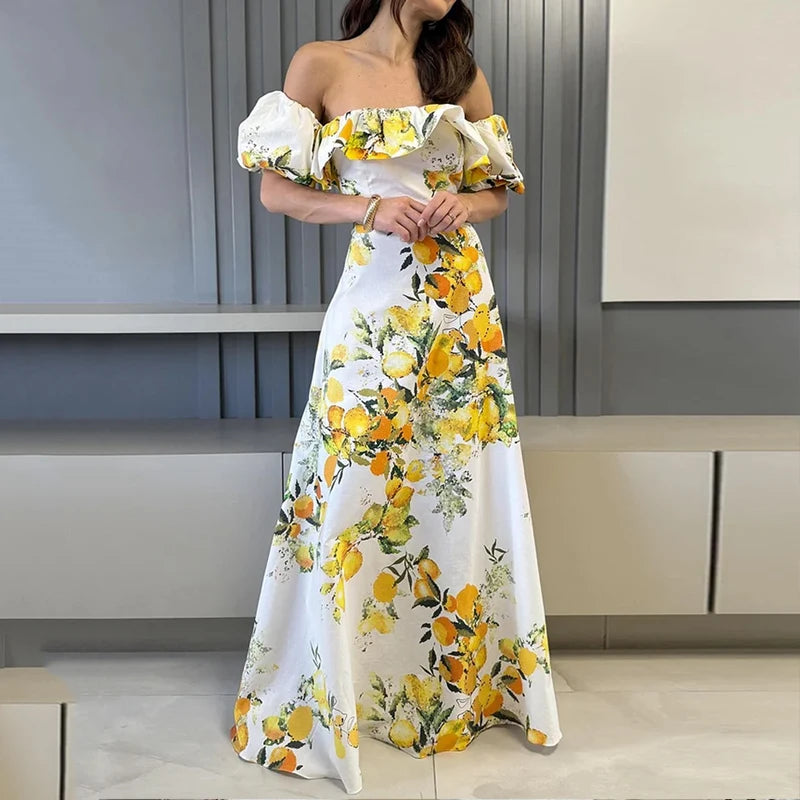 Well Tailored Dress with a Graceful Silhouette