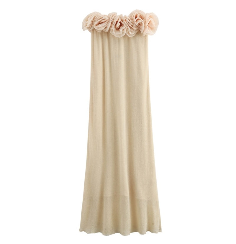 A Vintage Style Dress with Delicate Timeless Details