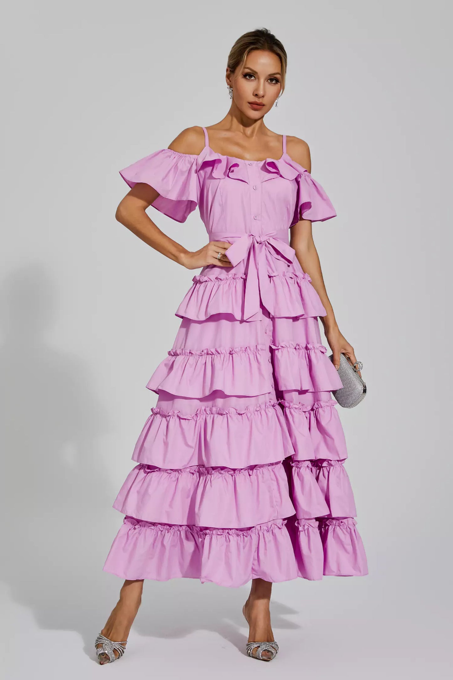 Beautifully Finished Dress in a Timeless Design