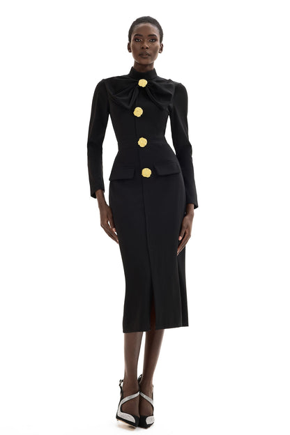 Beautifully Crafted Dress in a Classic Style