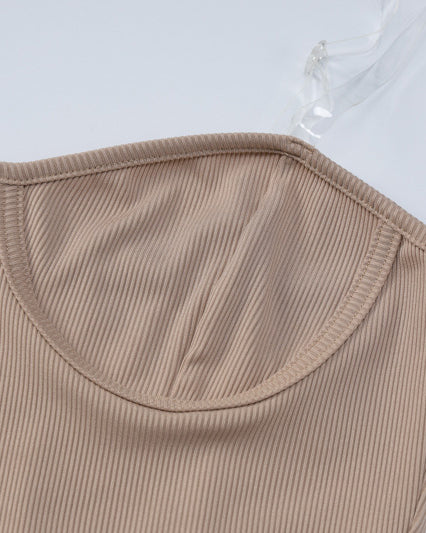 Well Tailored Garment with a Graceful Silhouette
