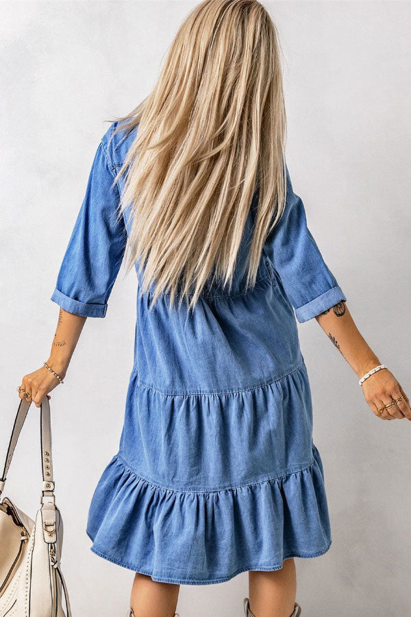 Classic Vintage Dress with a Flattering Fit