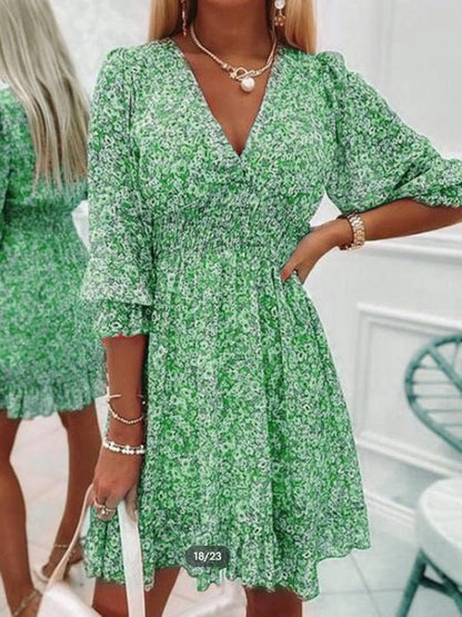 A Vintage Style Dress with Delicate Timeless Details