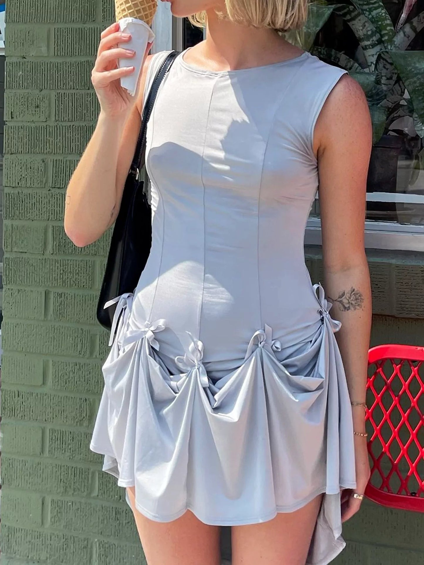 Sophisticated Dress with a Clean Classic Look