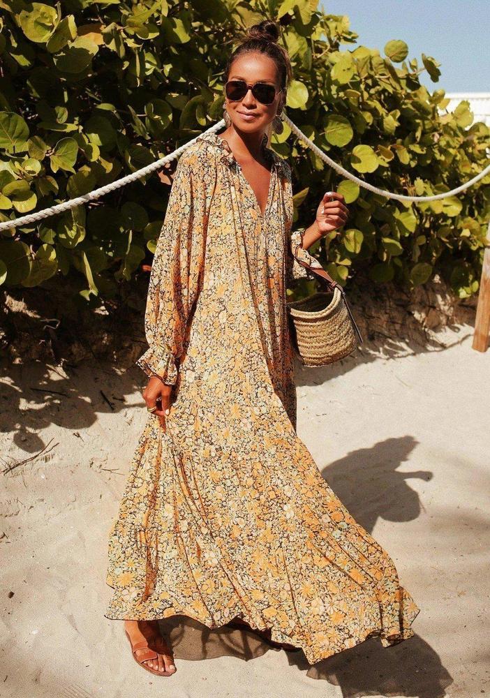 Classic Vintage & Enduringly Stylish Dress
