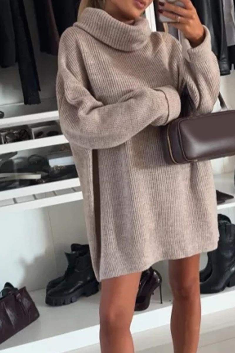 Effortlessly Elegant Sweater with a Timeless Design