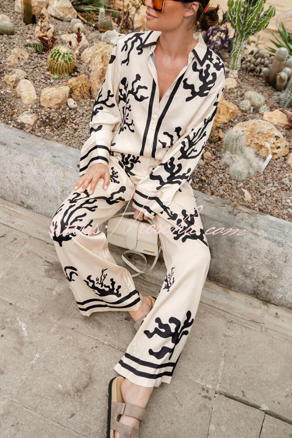 Classic Vintage Pants with a Flattering Fit