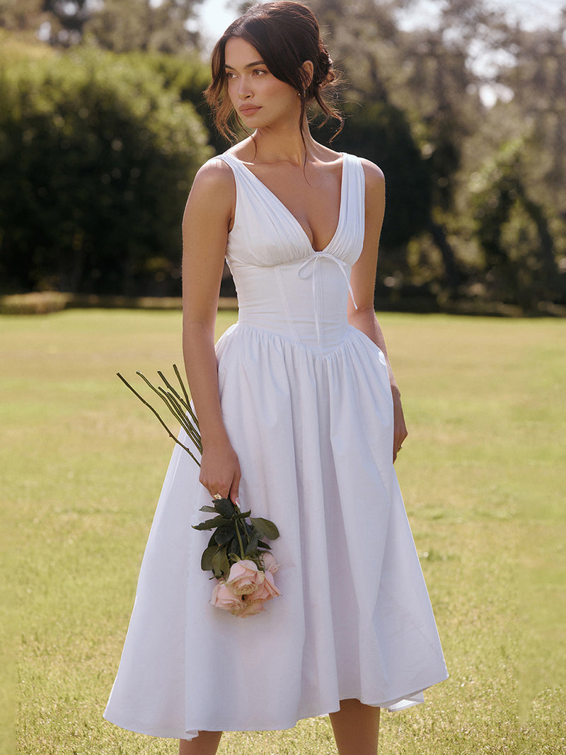 Polished Dress with an Effortless Classic Look